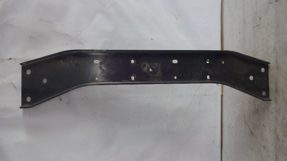 траверса замков кабины б/у - 1